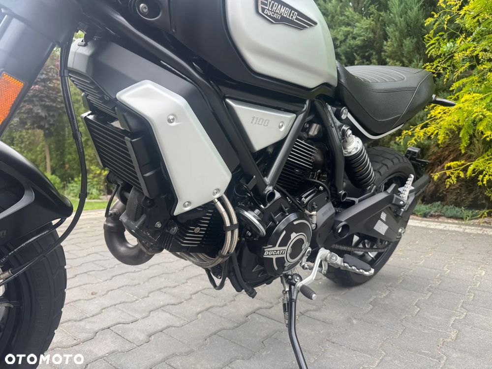 Ducati Scrambler - 15