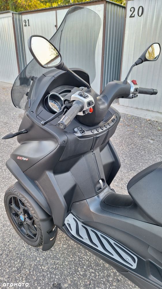 Piaggio MP-3 - 5
