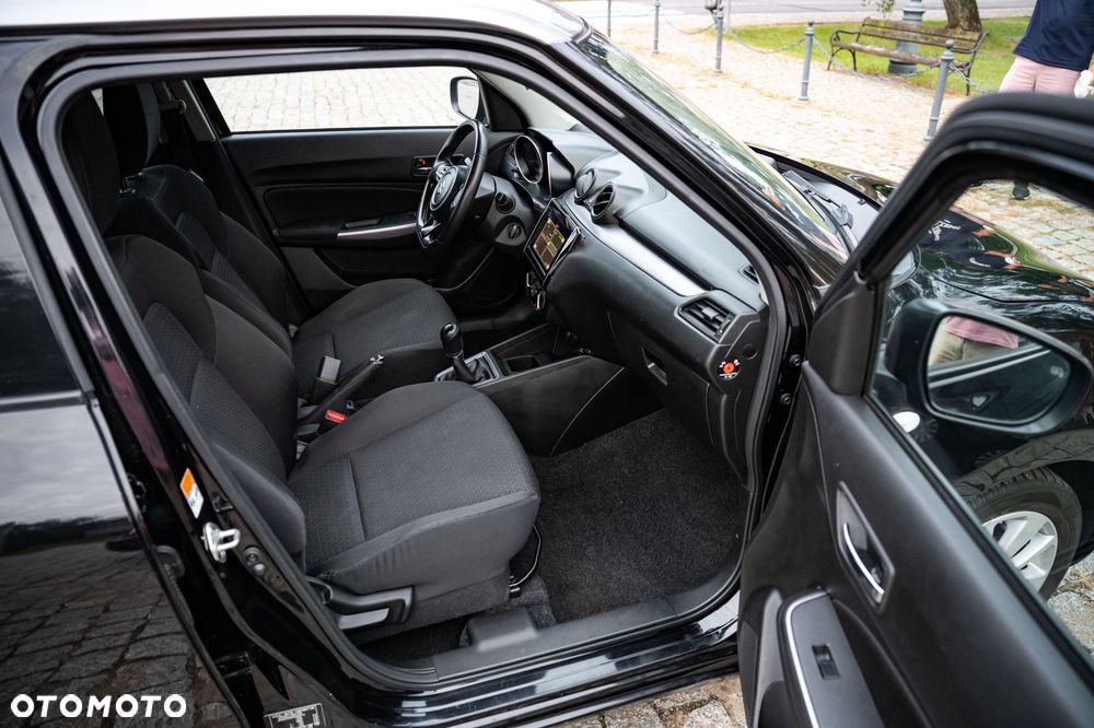 Suzuki Swift 1.2 SHVS Elegance - 17