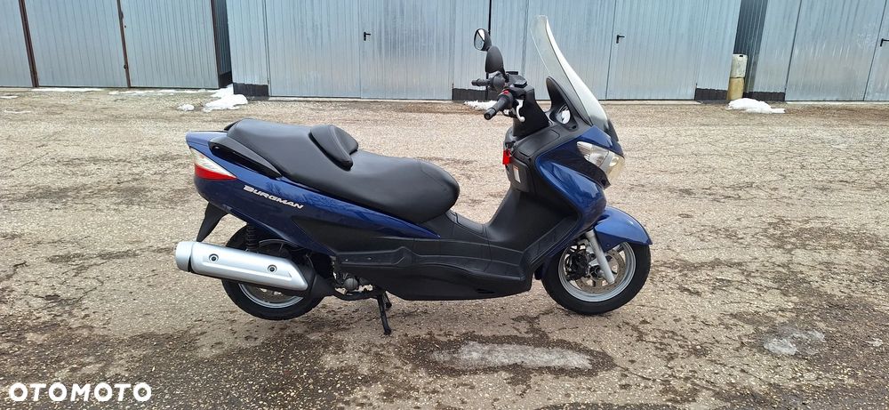 Suzuki Burgman - 12