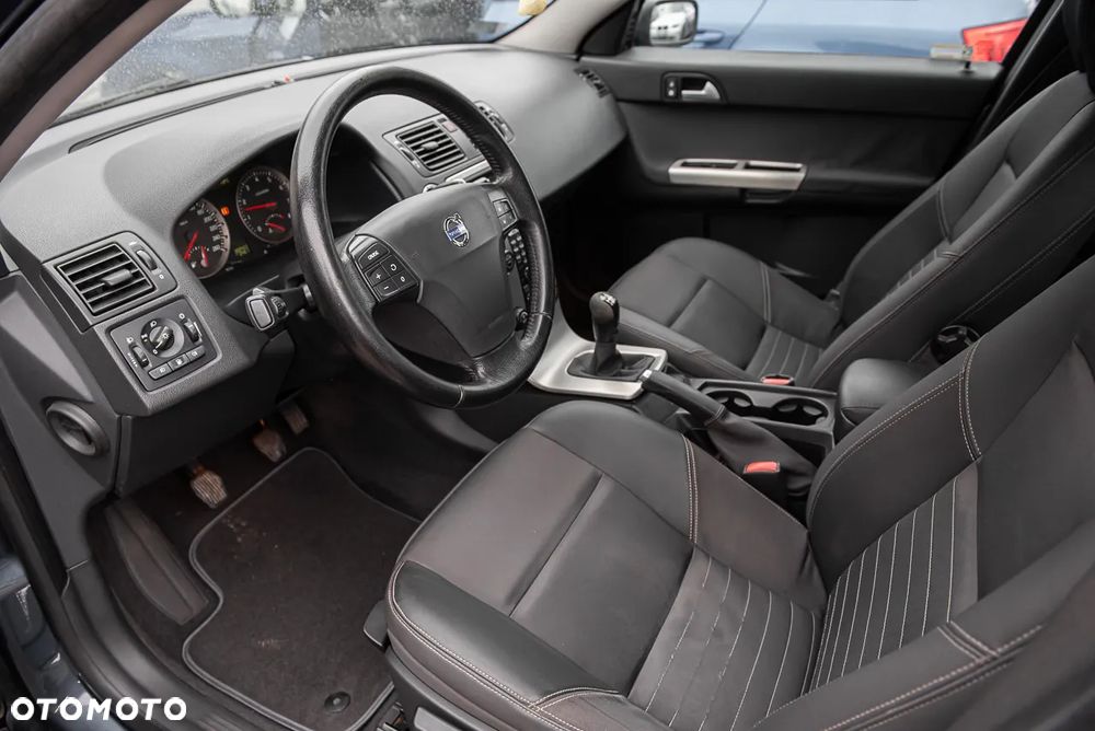 Volvo S40 T5 Sport - 17