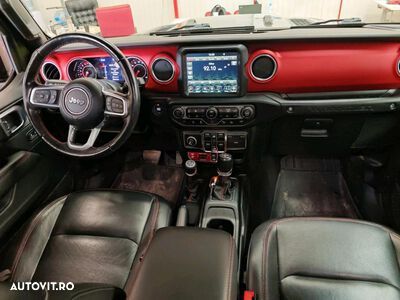 Jeep Wrangler - 8