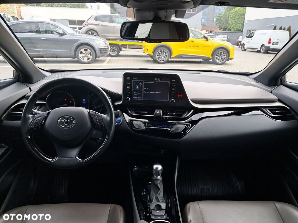 Toyota C-HR 2.0 Hybrid Executive - 26