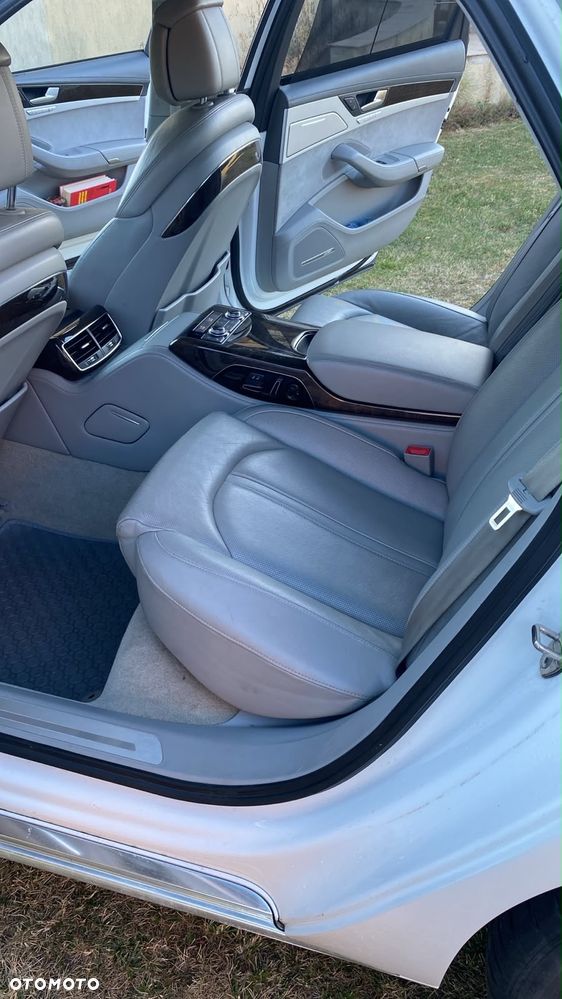 Audi A8 4.2 FSI L Quattro - 27