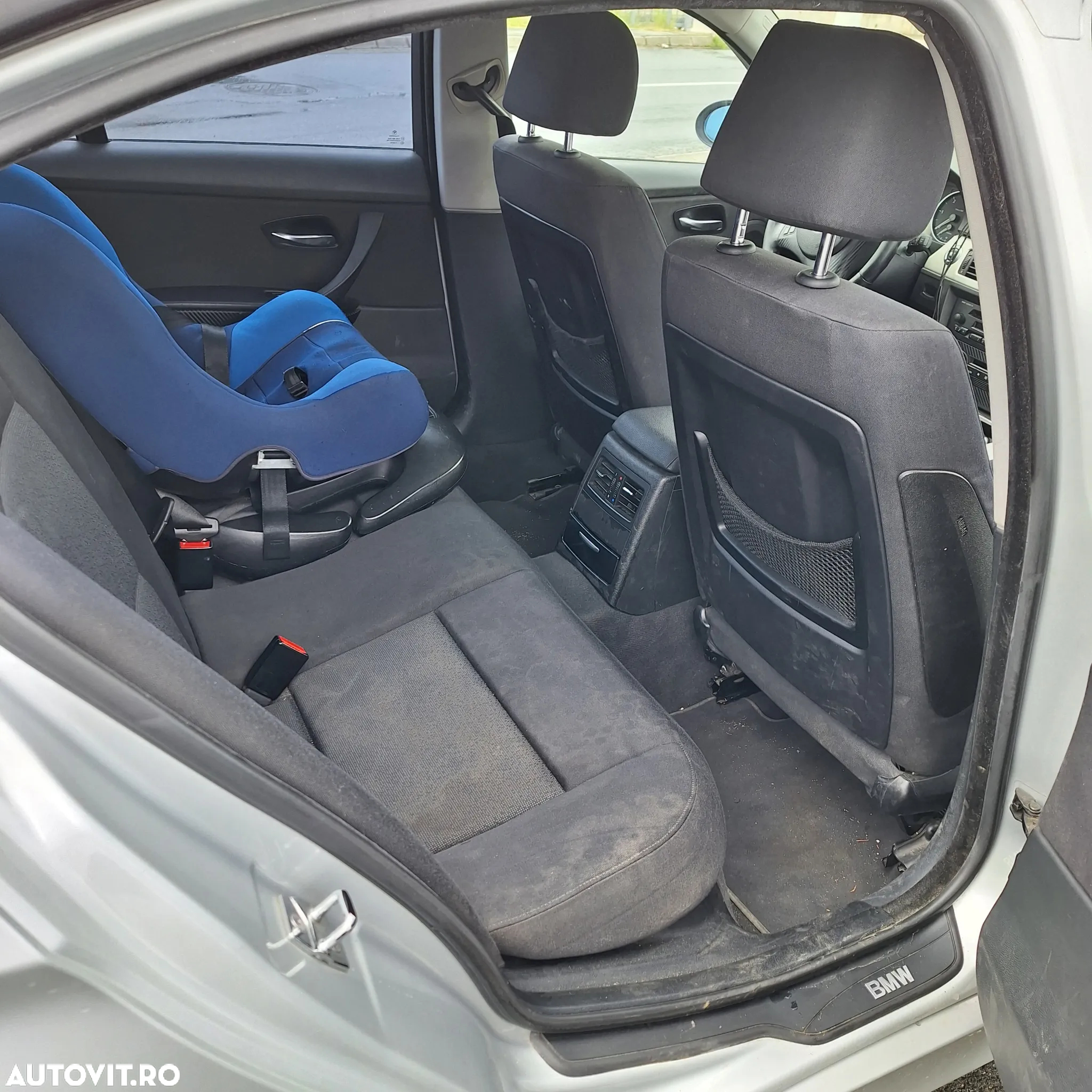 BMW Seria 3 320d - 12