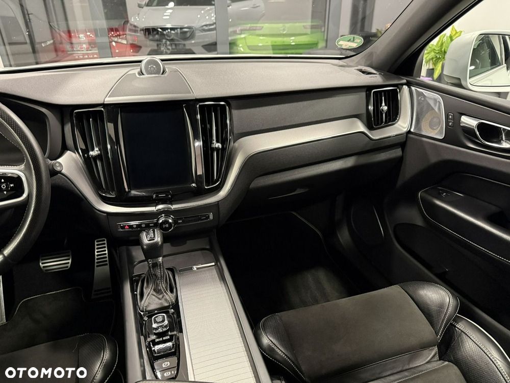 Volvo XC 60 - 26
