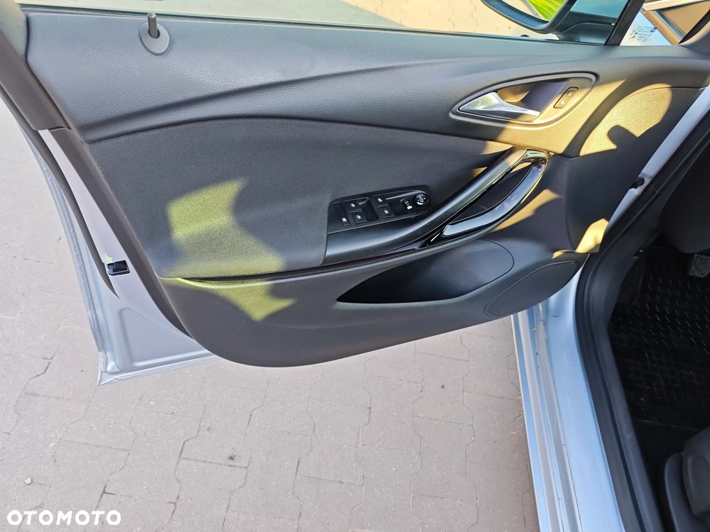 Opel Astra 1.6 CDTI Dynamic S&S - 31