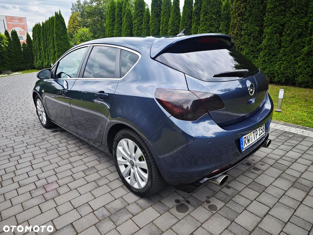 Opel Astra 1.6 Turbo Sport - 9