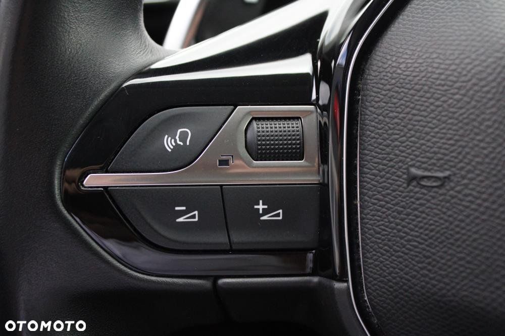 Peugeot 3008 - 17