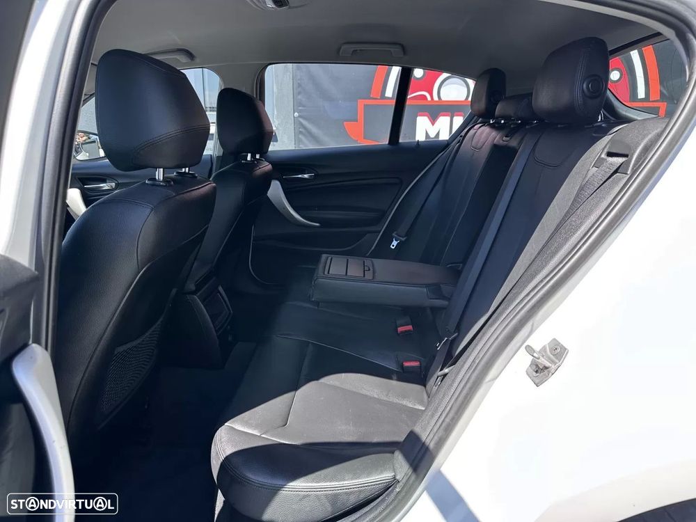 BMW 116 d Sport Line - 26