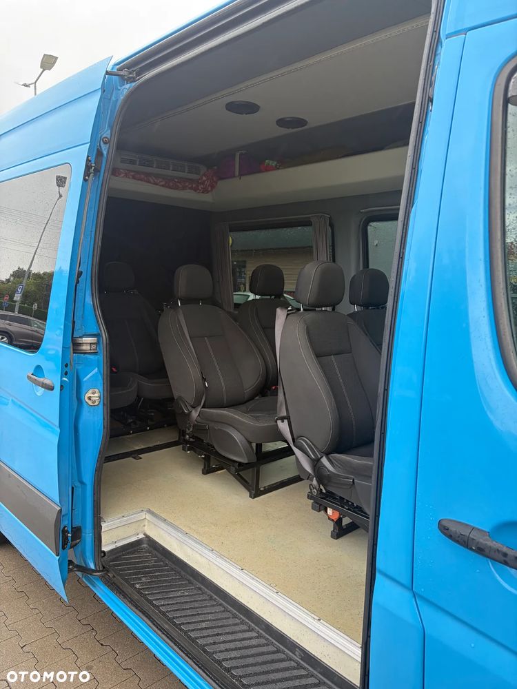 Mercedes-Benz Sprinter - 8