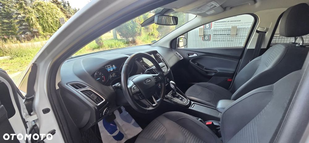 Ford Focus 2.0 TDCi SYNC Edition ASS PowerShift - 32