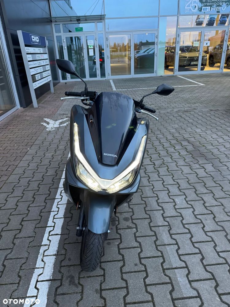 Honda PCX - 16