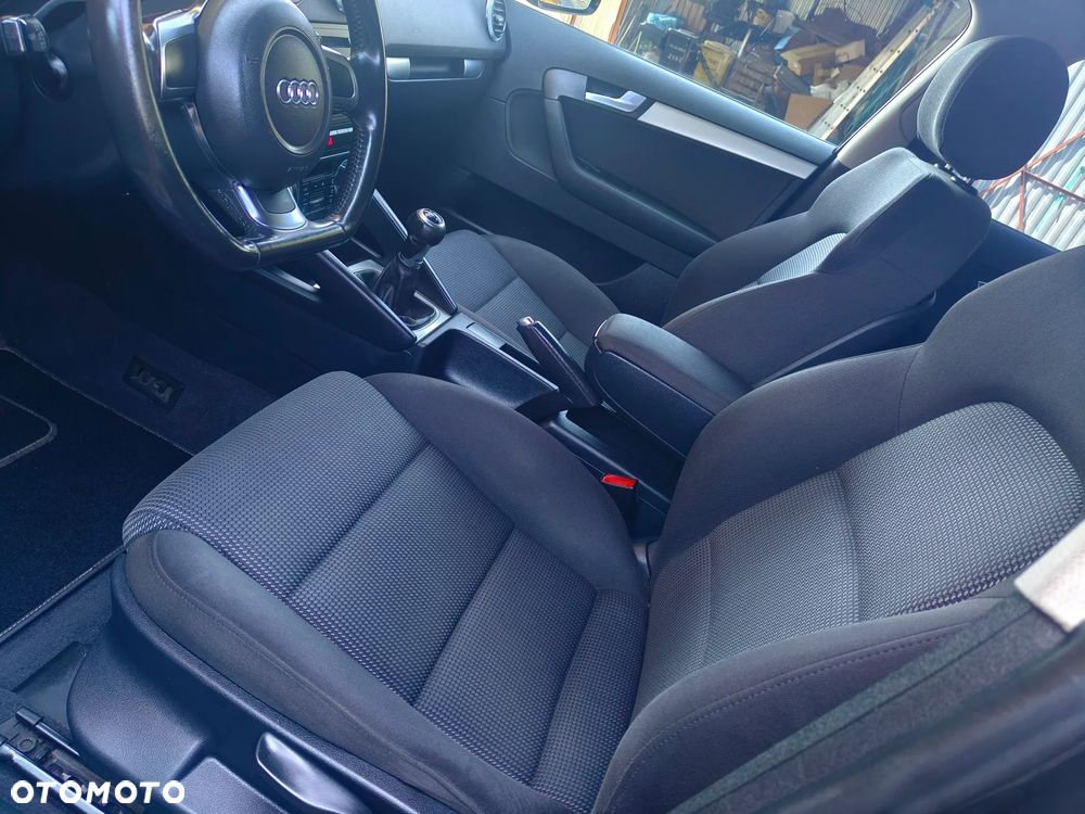Audi A3 Sportback 1.6 S line Sportpaket (plus) - 19
