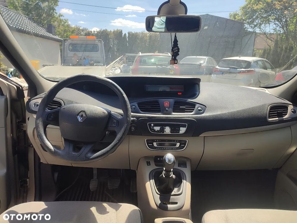 Renault Scenic 1.9 dCi Alize - 5