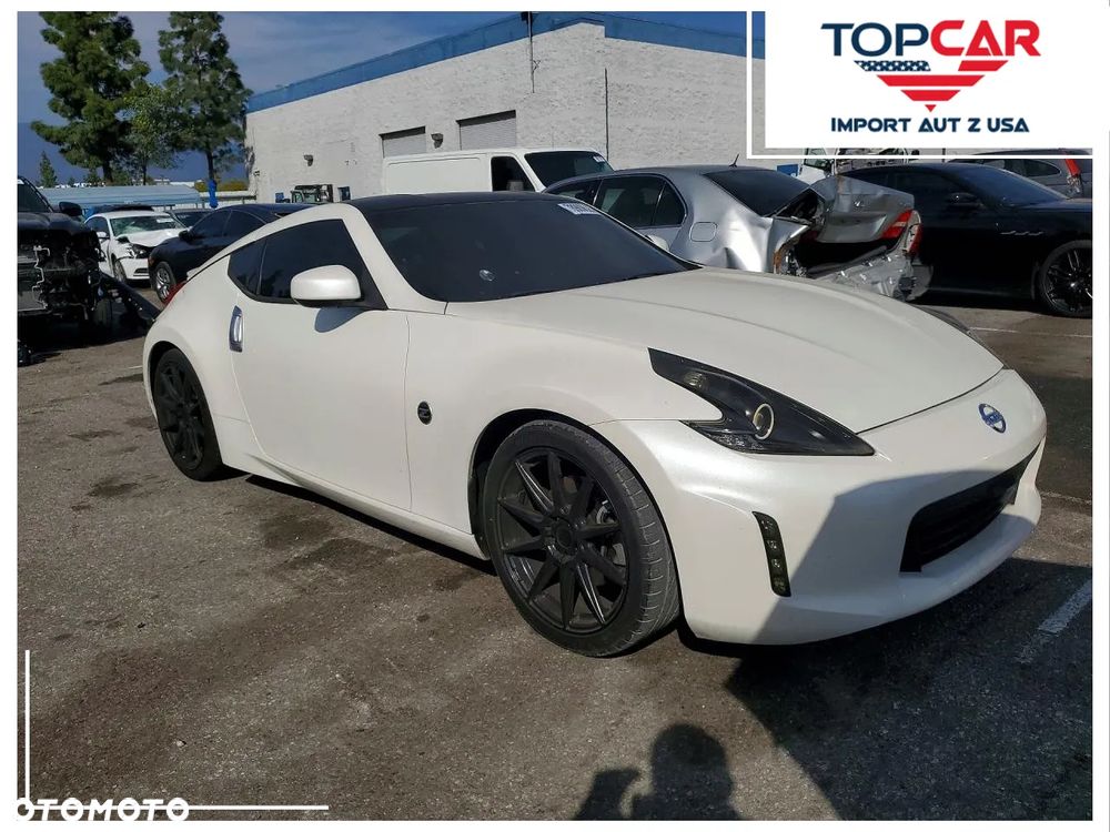 Nissan 370 Z - 1