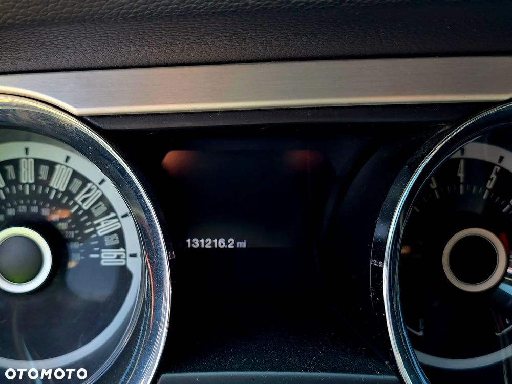 Ford Mustang - 13