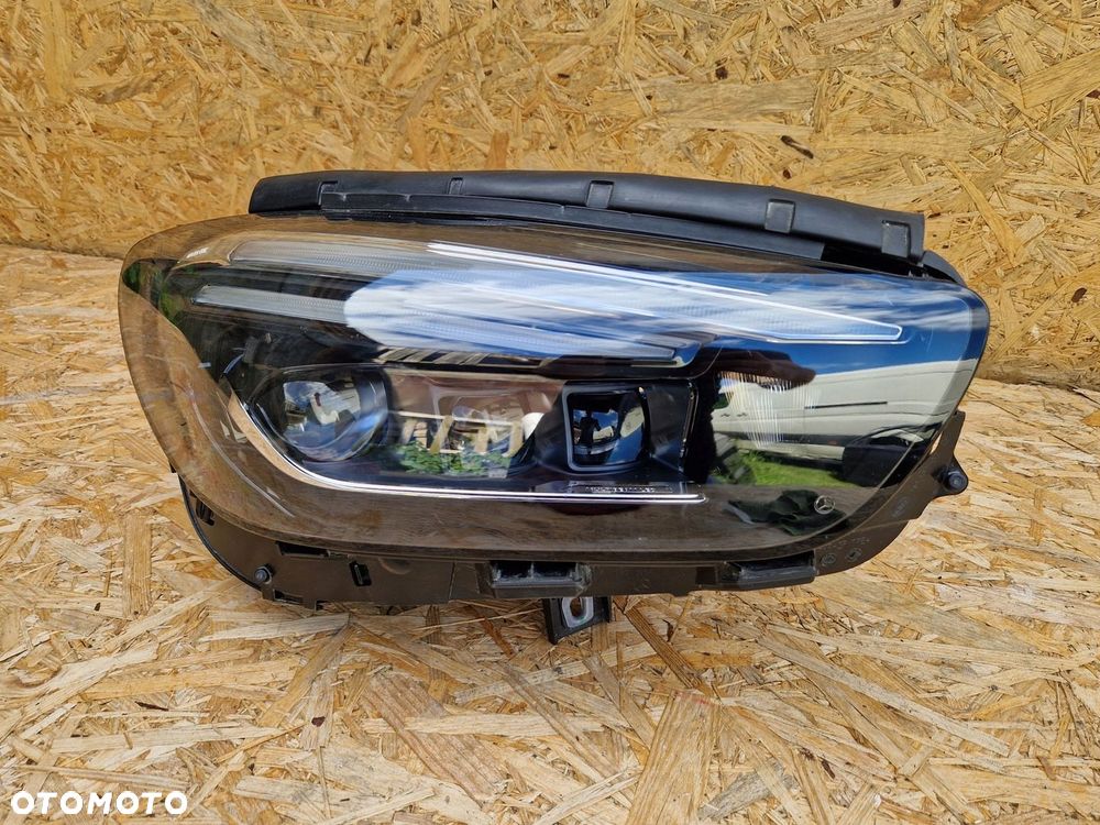 LAMPA PRAWA PRZÓD MULTIBEAM FULL LED MERCEDES B KLASA 247 - 3