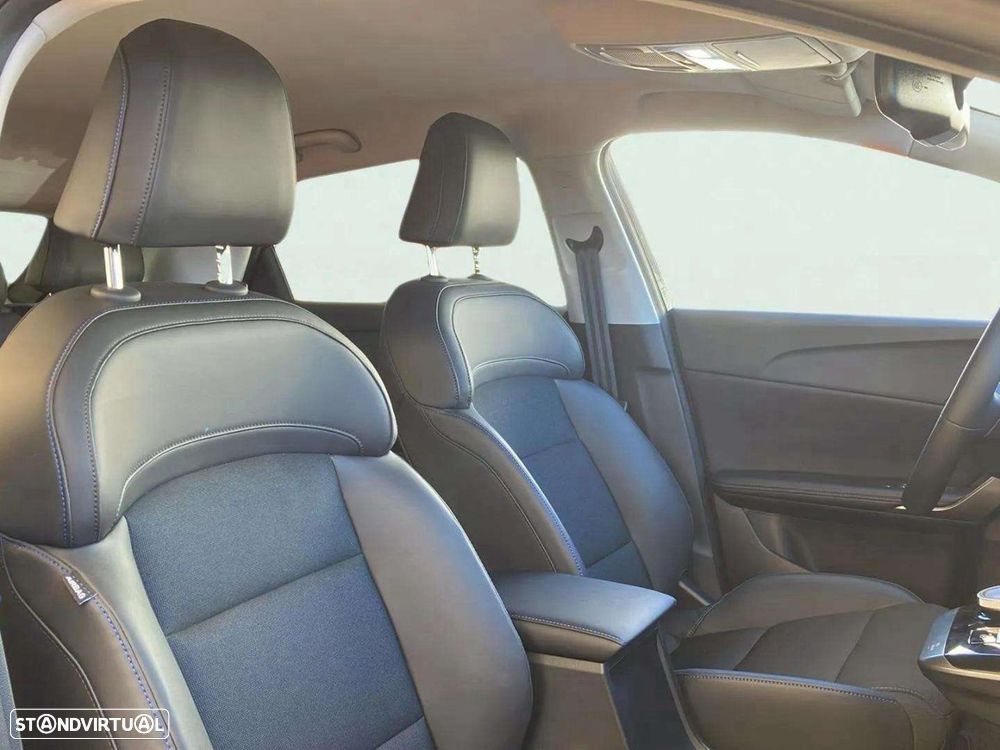 MG MG4 64 kWh Luxury - 15