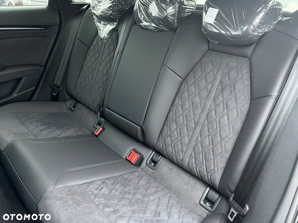 Audi RS3 Sportback - 14