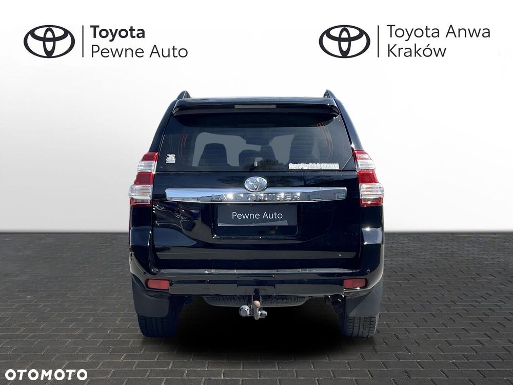 Toyota Land Cruiser - 7