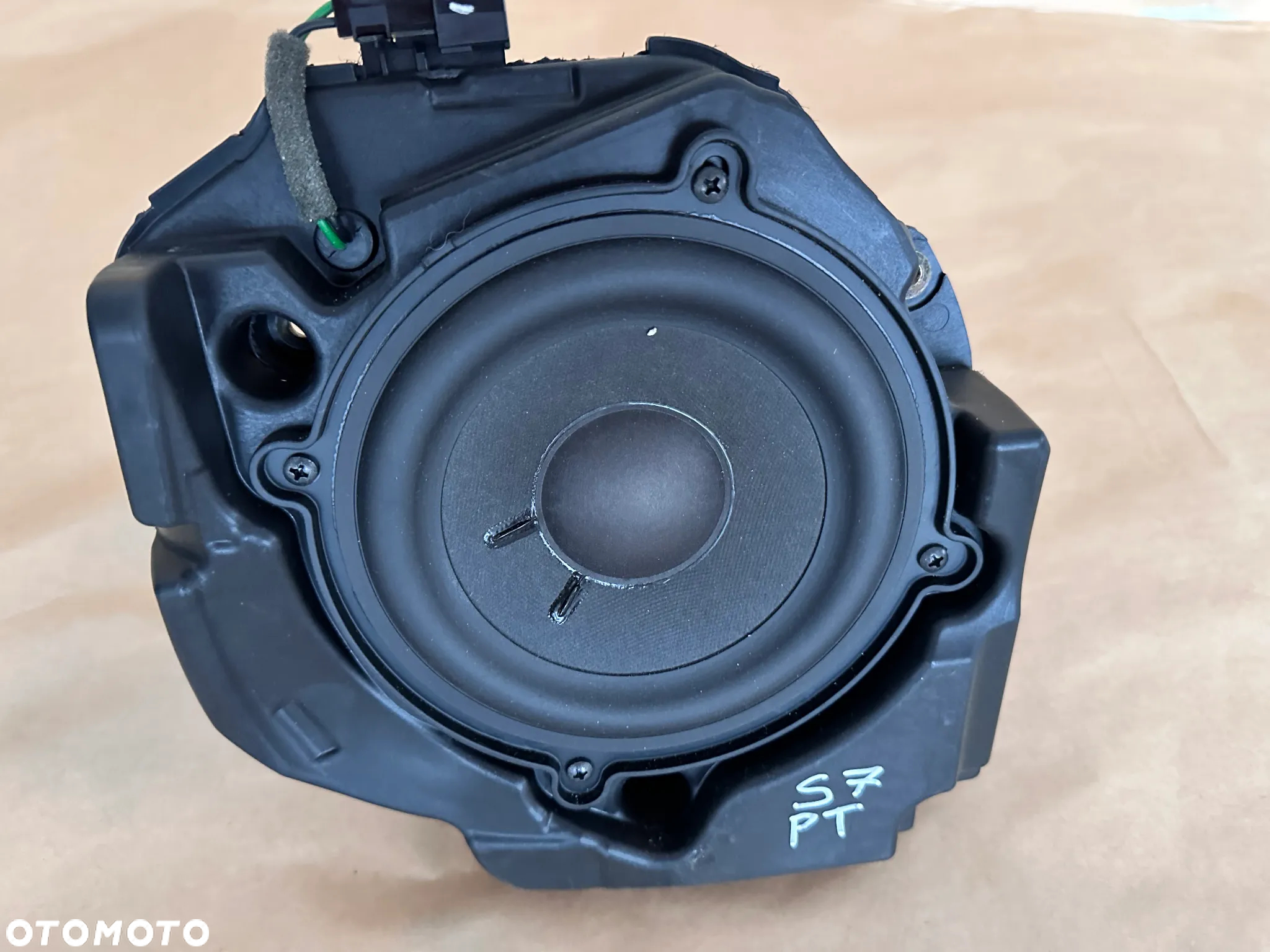 Głośnik BANG OLUFSEN Audi A6 A7 4G0035301 LT 4G0035302 PT - 4