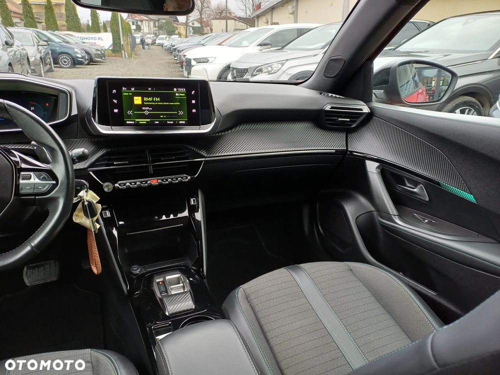 Peugeot 2008 1.2 PureTech Allure Pack S&S EAT8 - 26