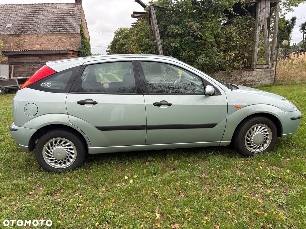 Ford Focus - 4