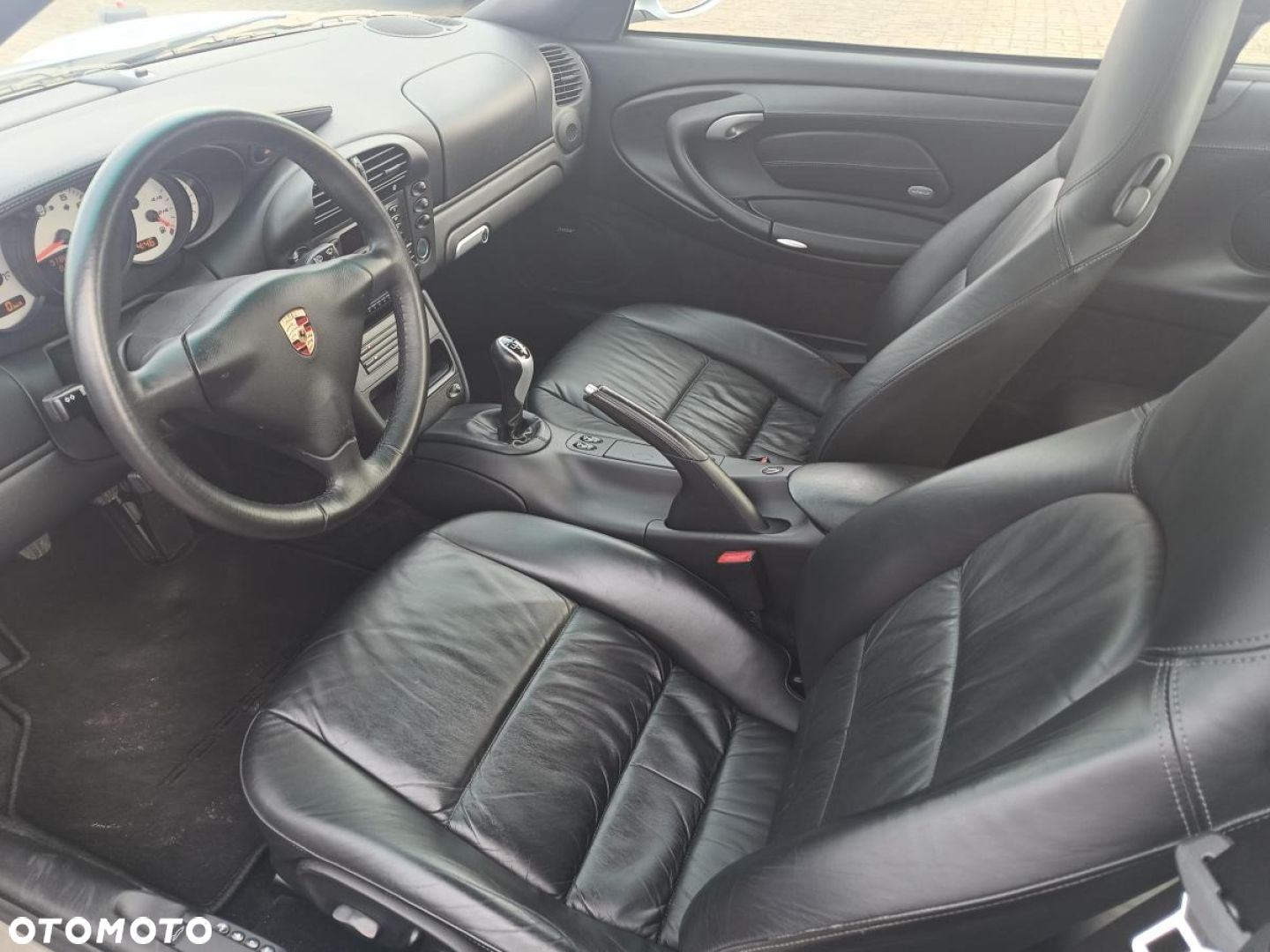 Porsche 911 Carrera 4S - 16