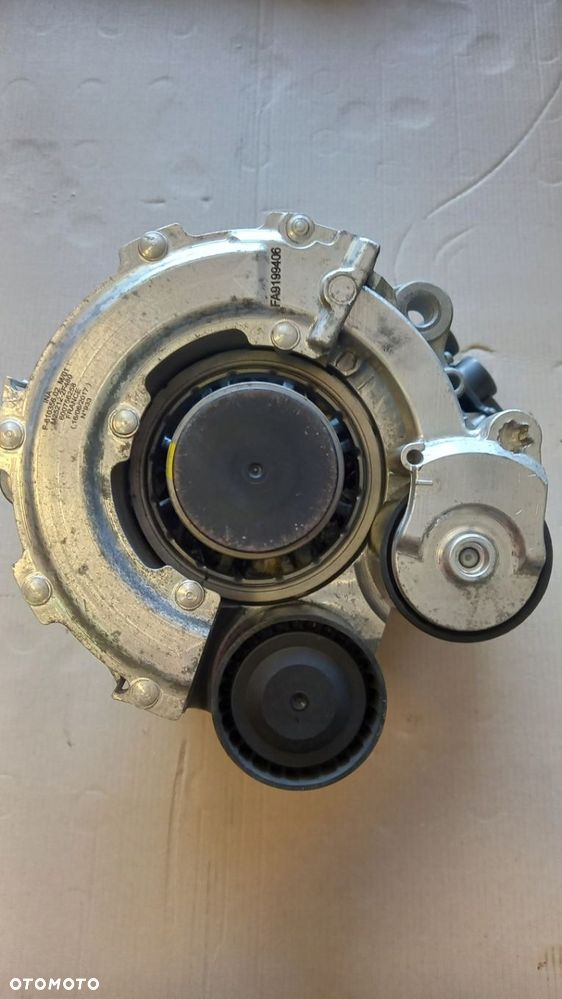HYUNDAI TUCSON II 2018- 2.0CRDI HEV ALTERNATOR - 4