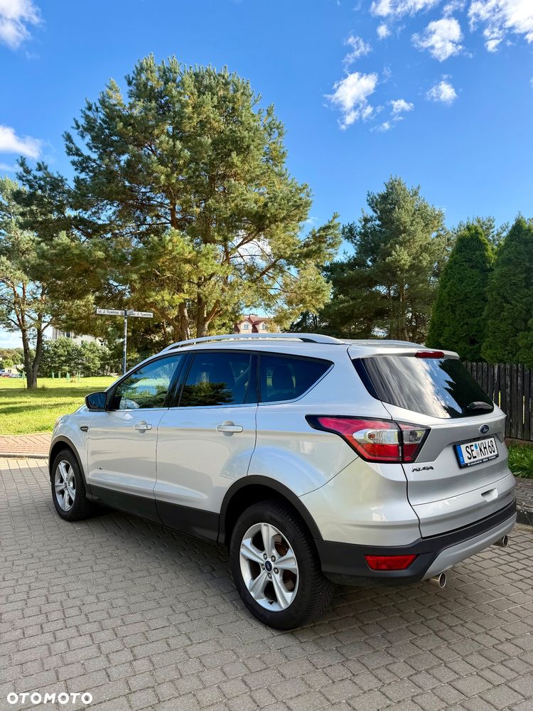 Ford Kuga 2.0 TDCi 4WD Titanium - 4