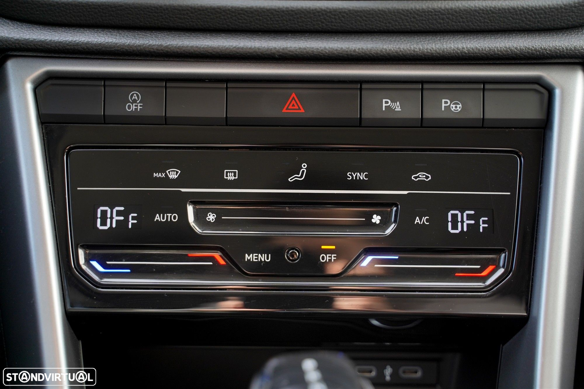 VW T-Roc 1.5 TSI Urban DSG - 23