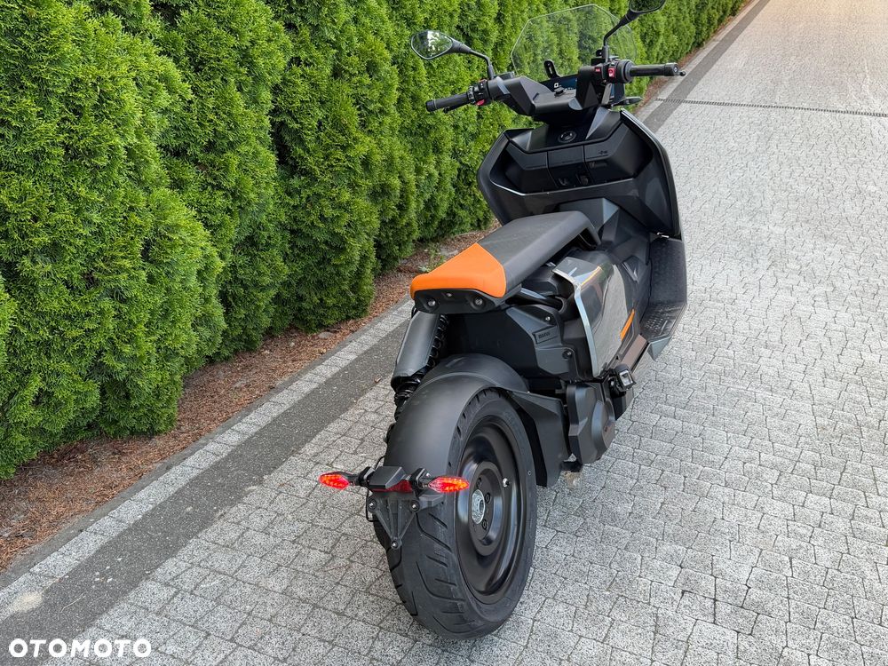 BMW CE 04 - 2