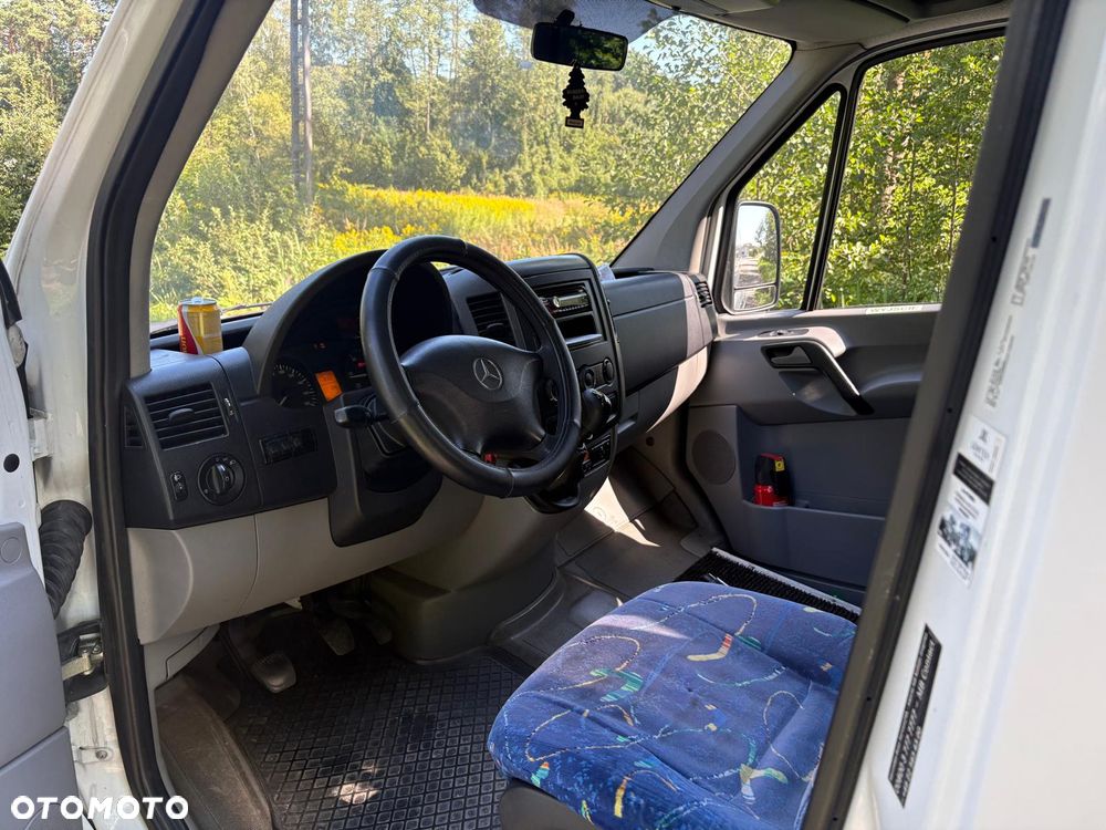 Mercedes-Benz Sprinter 516 - 10