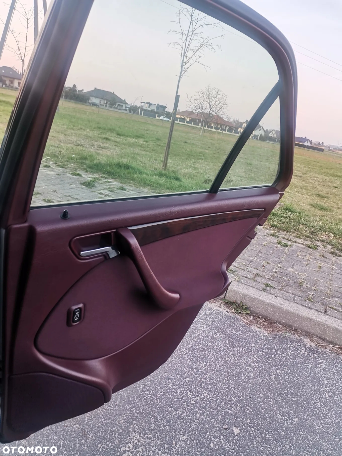 Mercedes-Benz Klasa C 180 Elegance - 11