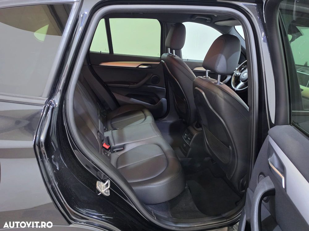 BMW X1 sDrive18d - 13