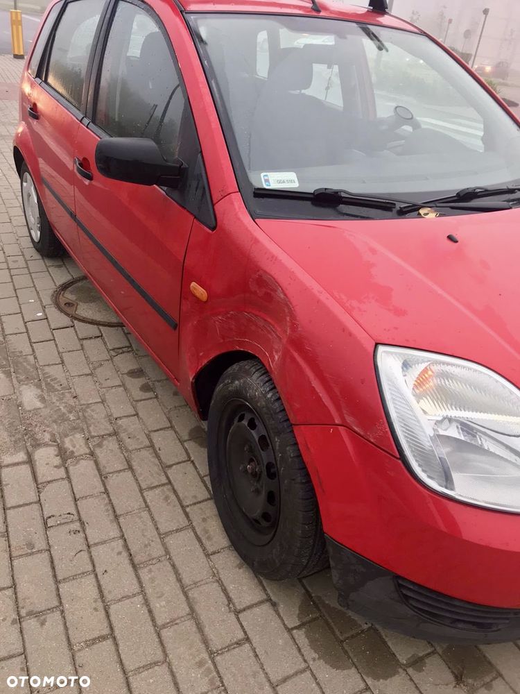 Ford Fiesta - 20