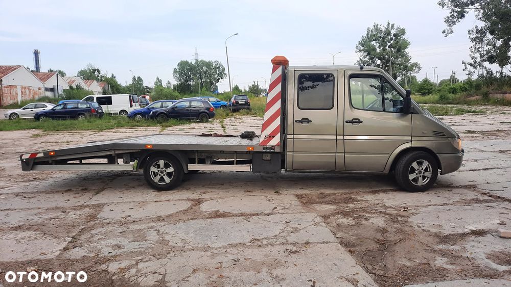 Mercedes-Benz Sprinter - 3
