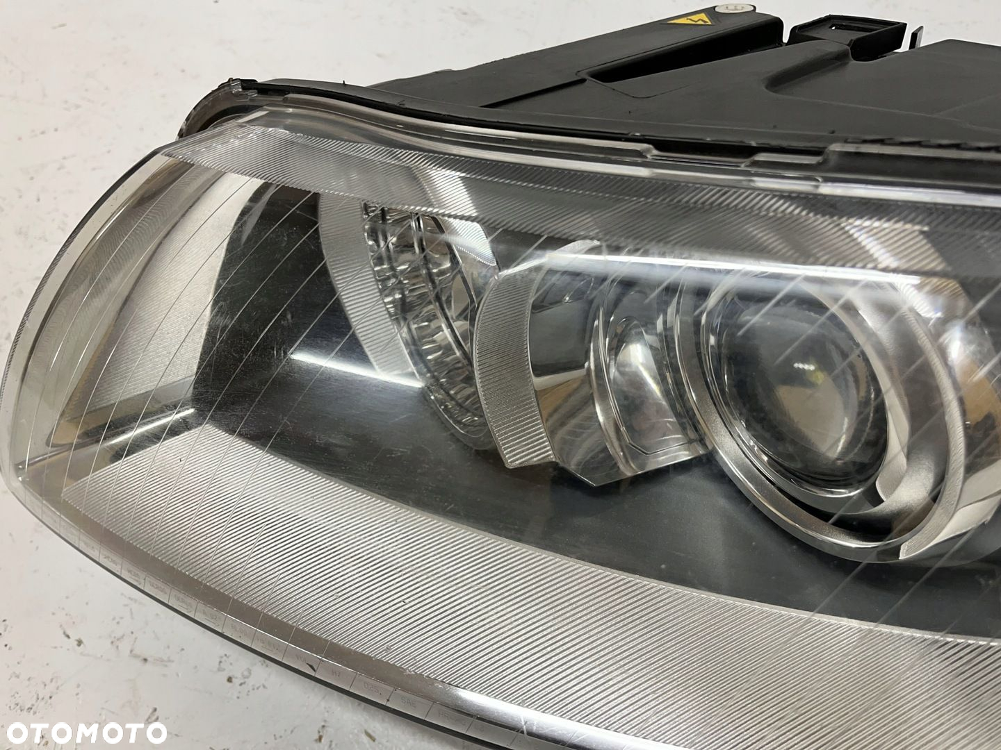 AUDI A6 C6 S6 4F0 04-08r LEWA LAMPA PRZÓD XENON NIE SKRĘTNY ORG FV WYS 24H - 4