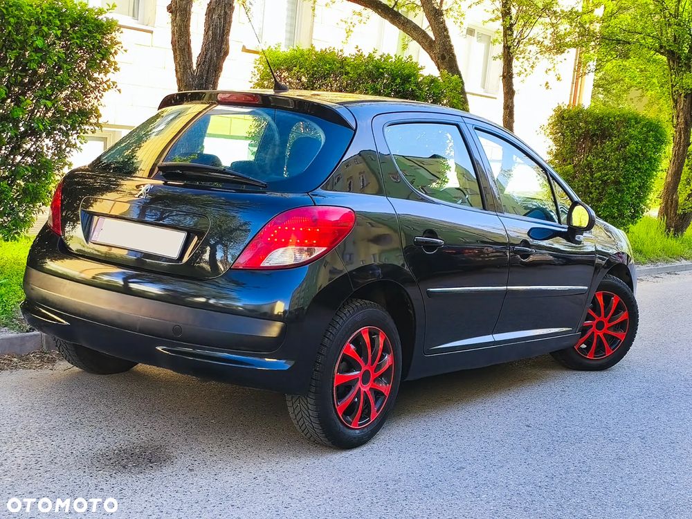 Peugeot 207 1.4 HDi Millesim 200 - 6