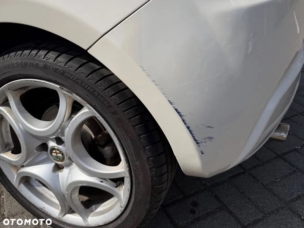 Alfa Romeo Mito - 12