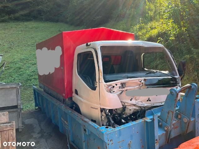 Mitsubishi Fuso Canter - 4
