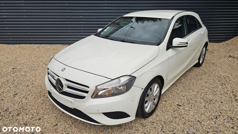 Mercedes-Benz Klasa A 180 (BlueEFFICIENCY) - 4