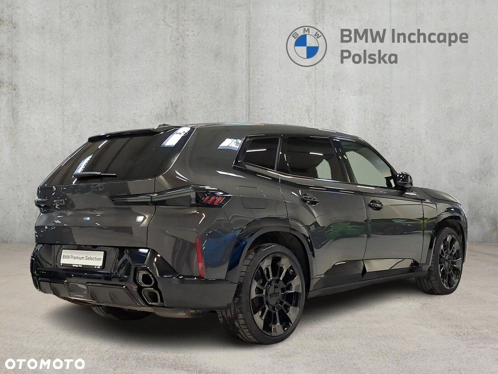 BMW XM - 4