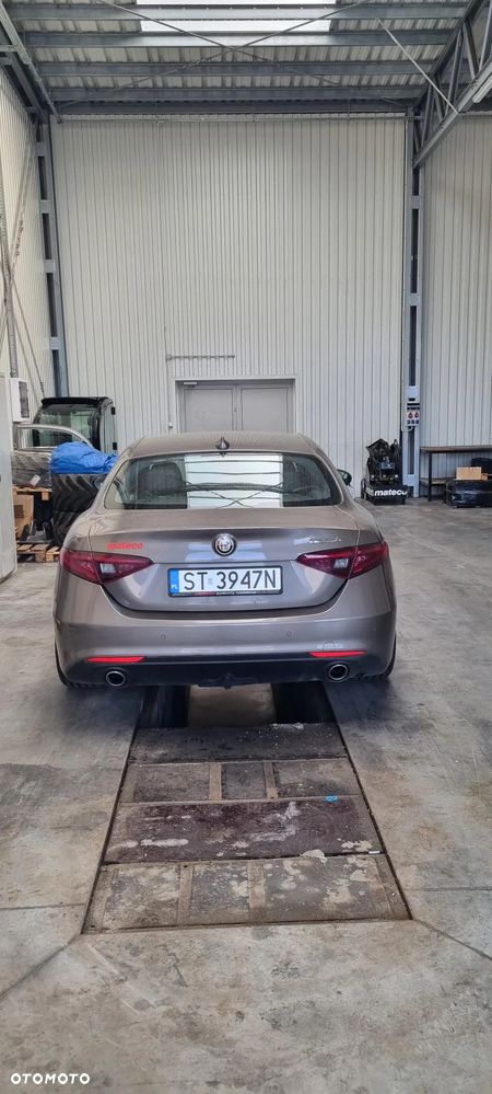 Alfa Romeo Giulia 2.2 D Turbo Super - 3