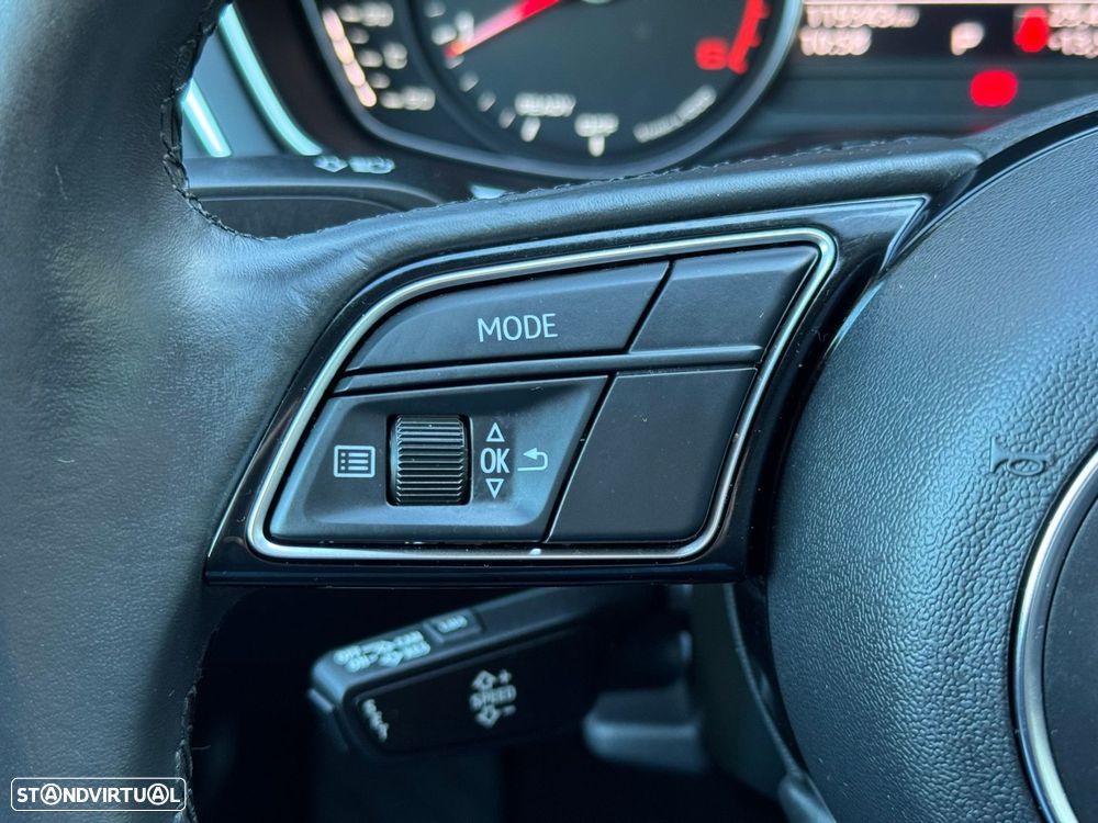 Audi A4 Avant 30 TDI Advanced S tronic - 25