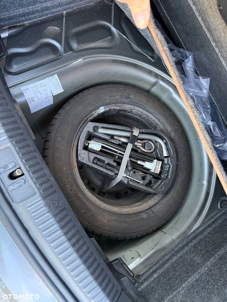 Volkswagen Polo 1.4 16V Highline - 26