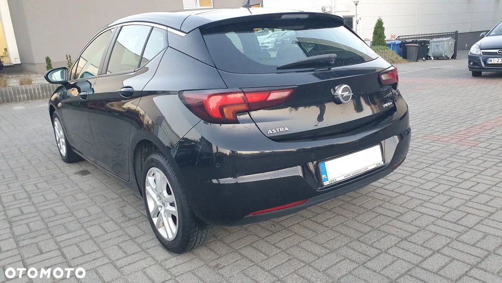 Opel Astra - 16