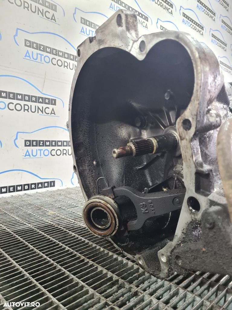 Cutie de viteze Mitsubishi L200 III 2.5 D 2002 - 2006 100CP Manuala 5 Trepte 4D56 - TD ... - 3