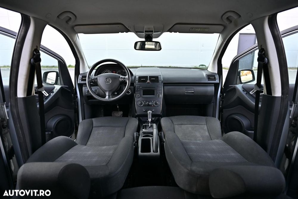 Mercedes-Benz A 160 CDI Autotronic - 9